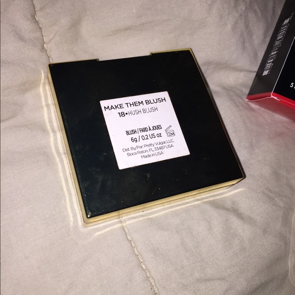 MakeUp bundle - Picture 5 of 8